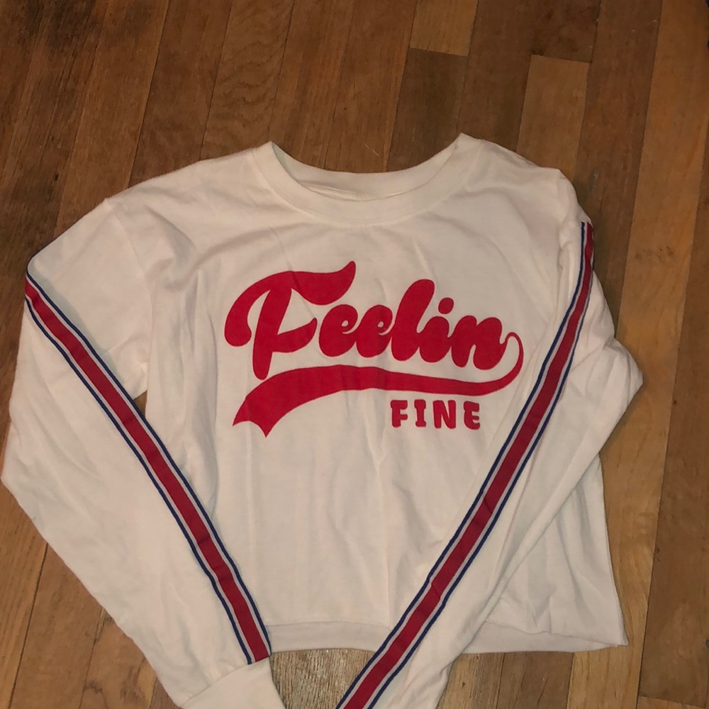Cute new never worn top!